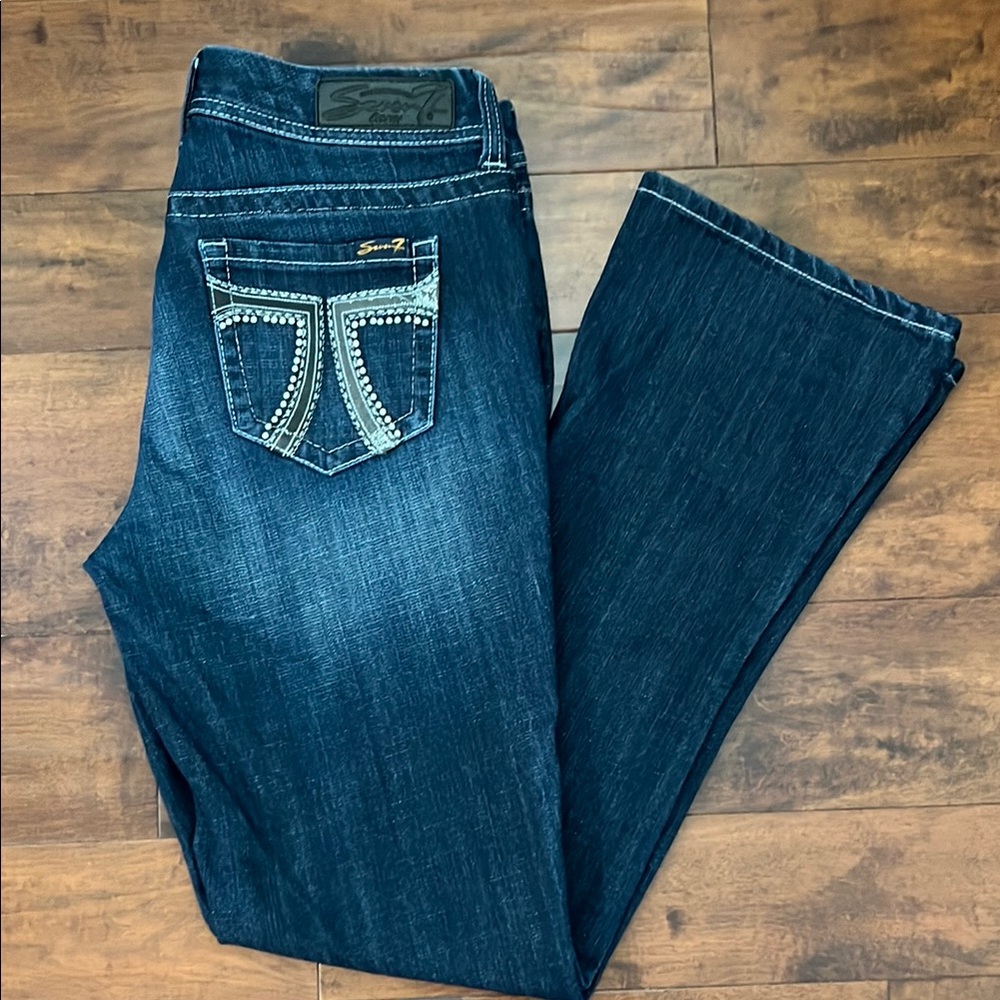 Seven7 Women’s Stylish Blue Jeans - Size 10 EUC